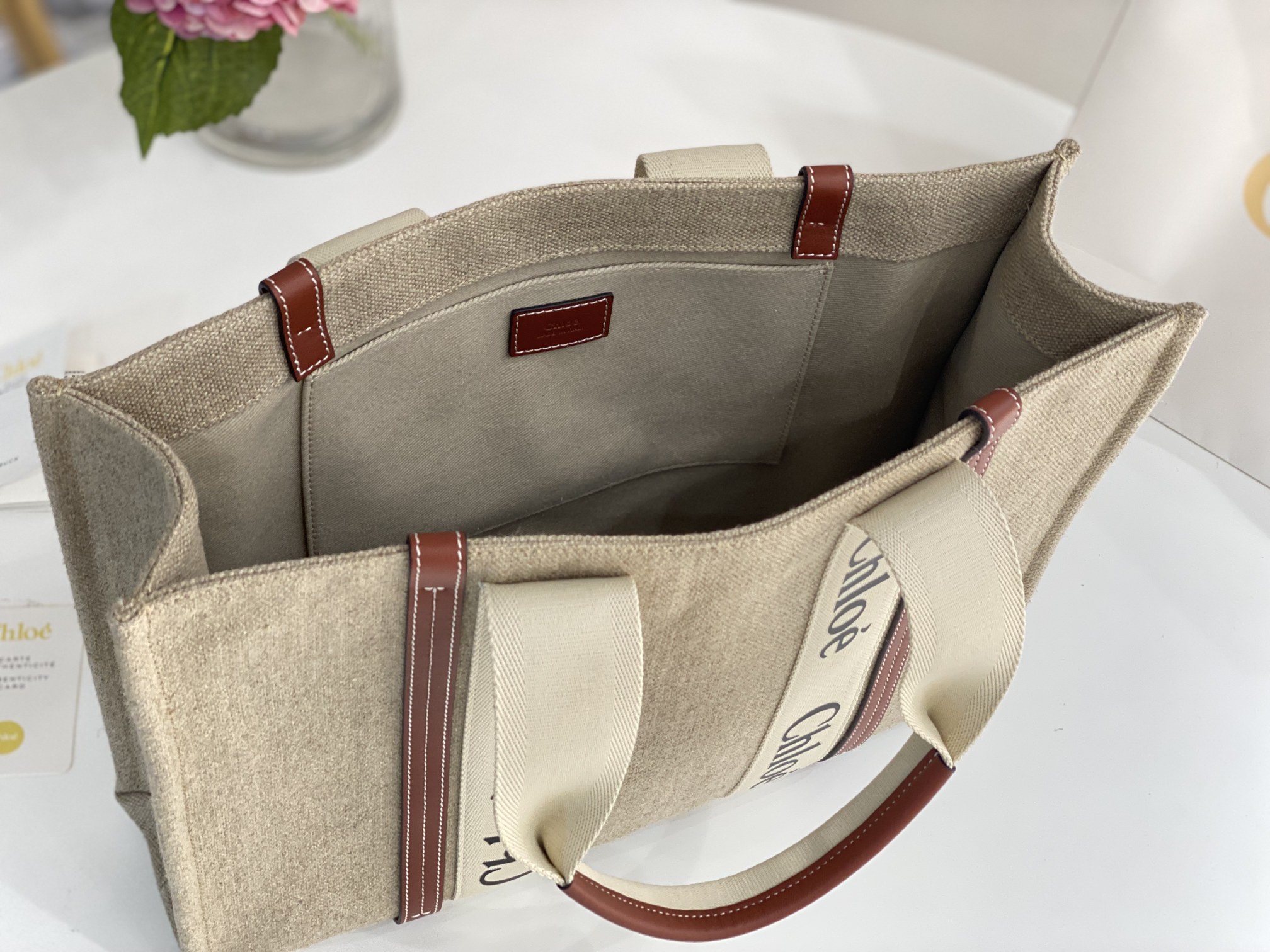 Chloe Large Woody Tote Bag In Linen 